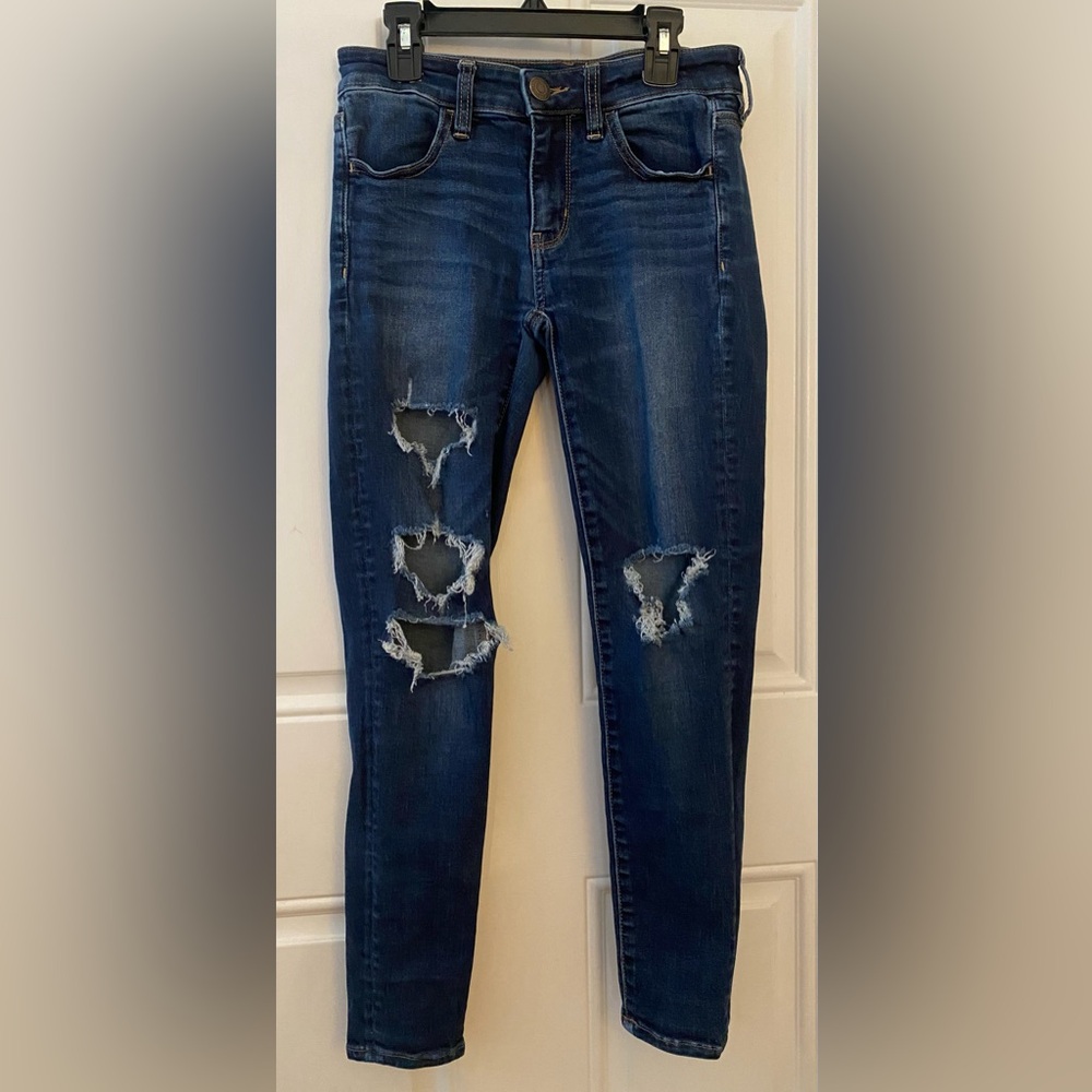 AE Size 4 short ripped jeans